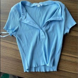 Super down blue button crop top